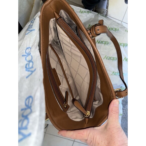 Michael Kors Jet Set Brown Saffiano Leather Multifunction Tote Bag W/ Pockets - Picture 4 of 11